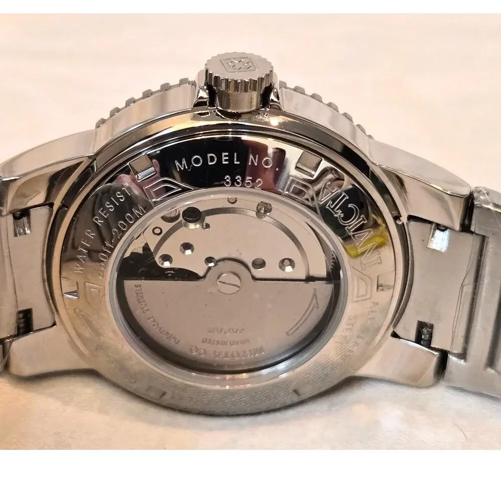 Invicta IN3352 Automatic Professional 660ft/200m Water Resistant Silver/Black